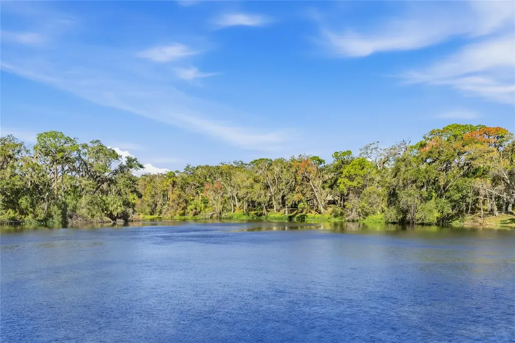 4870 Tivoli Court Sarasota FL 34235