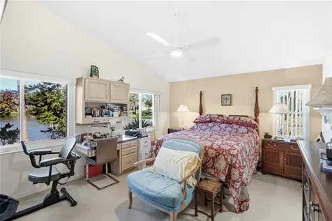 4870 Tivoli Court Sarasota FL 34235