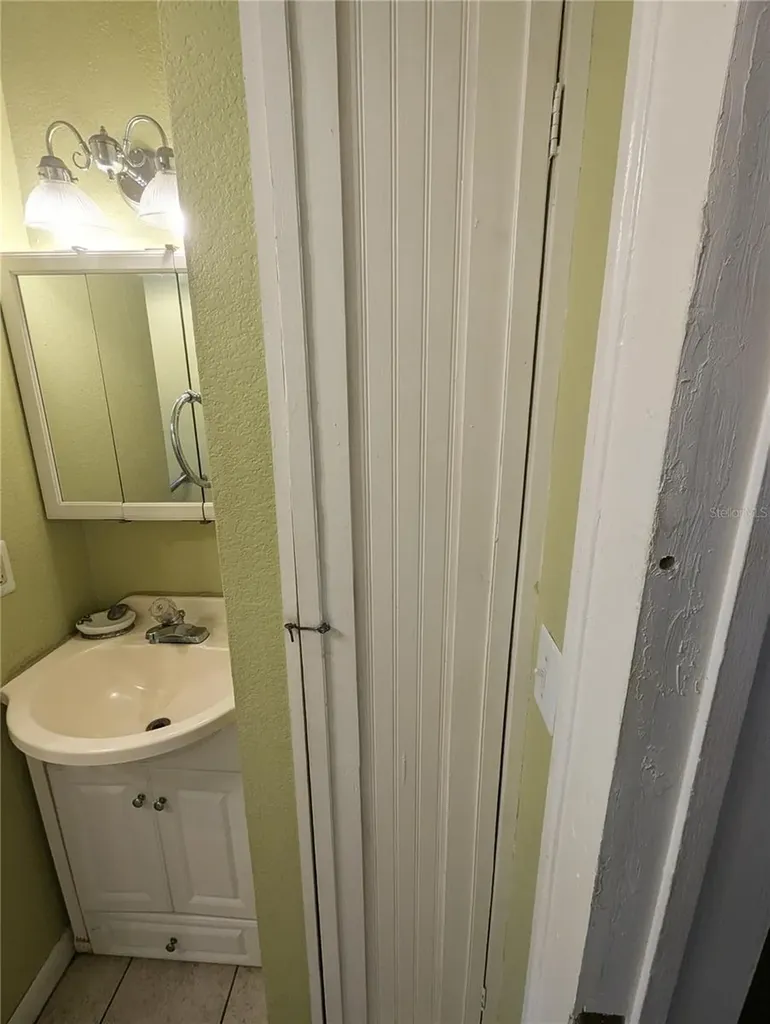 4517 Kenilworth Boulevard Sebring FL 33870