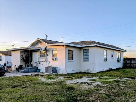 4517 Kenilworth Boulevard Sebring FL 33870