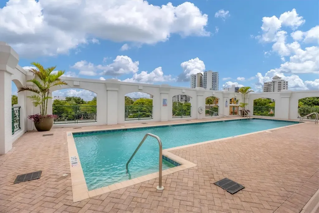 505 S Orange Avenue Sarasota FL 34236