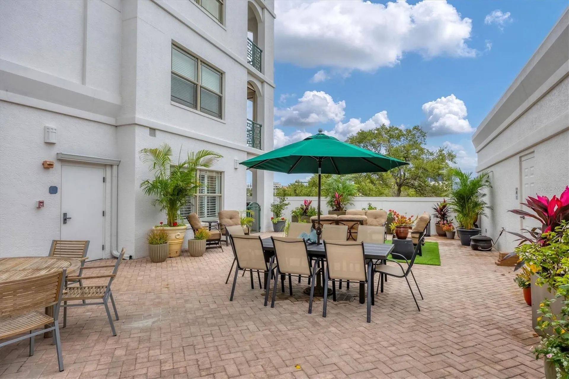 505 S Orange Avenue Sarasota FL 34236