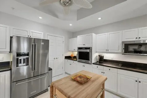 505 S Orange Avenue Sarasota FL 34236