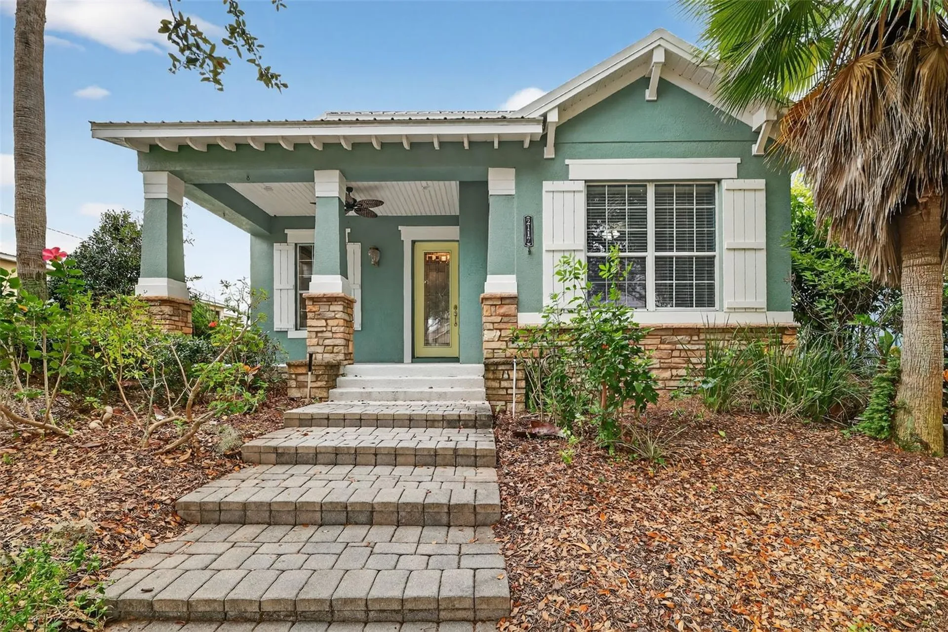 2117 Appalachee Circle Tavares FL 32778
