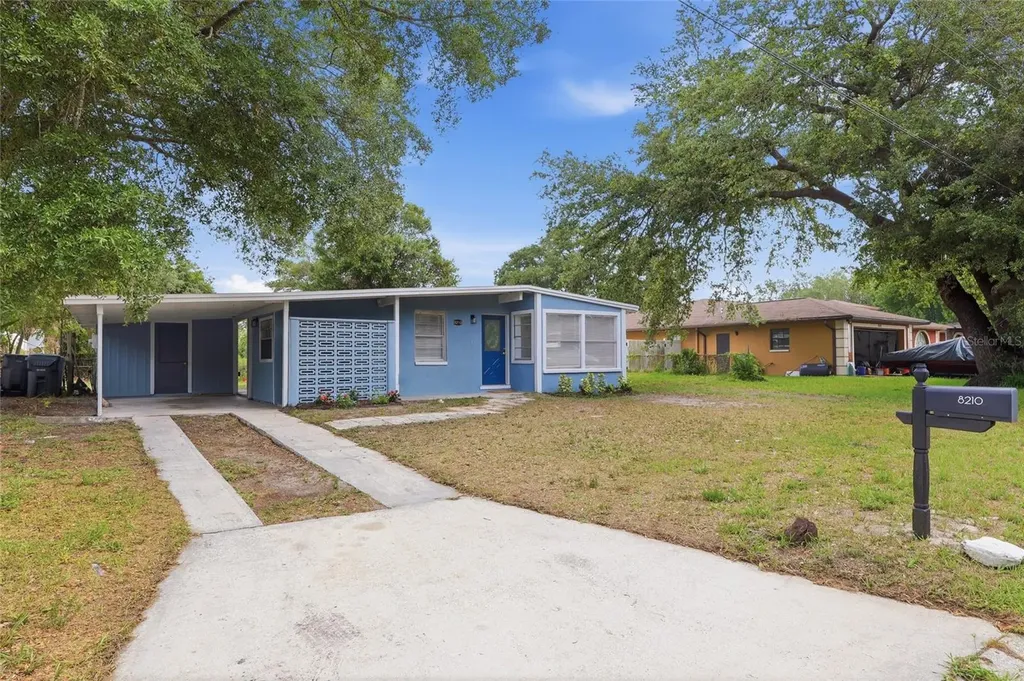 8210 Fir Drive Tampa FL 33619