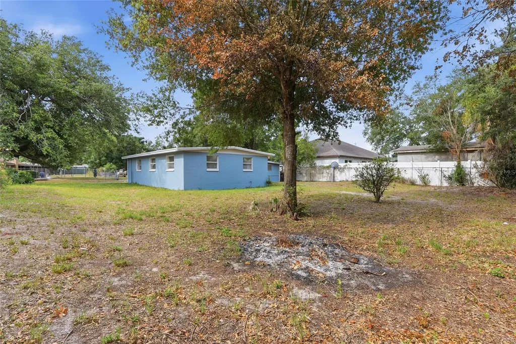 8210 Fir Drive Tampa FL 33619
