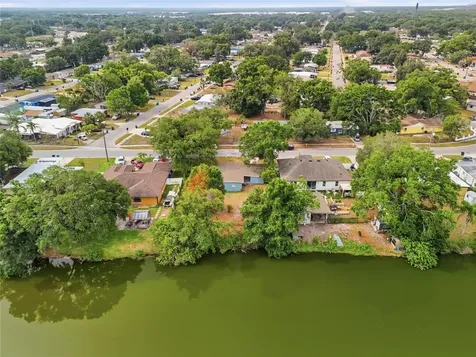8210 Fir Drive Tampa FL 33619