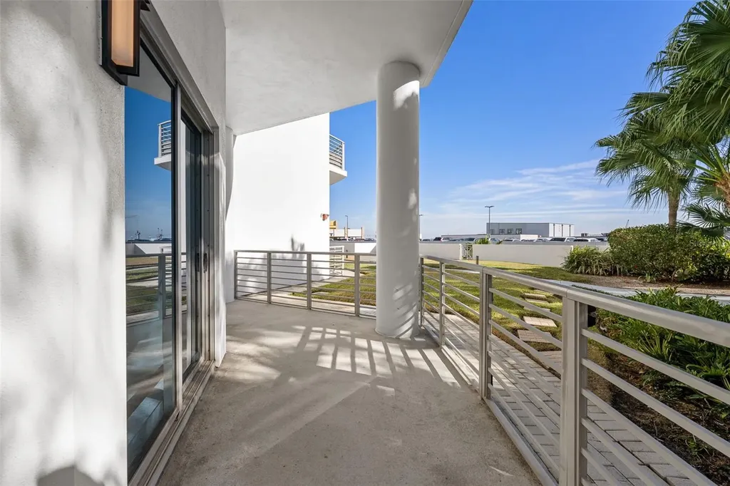 1209 E Cumberland Avenue Tampa FL 33602