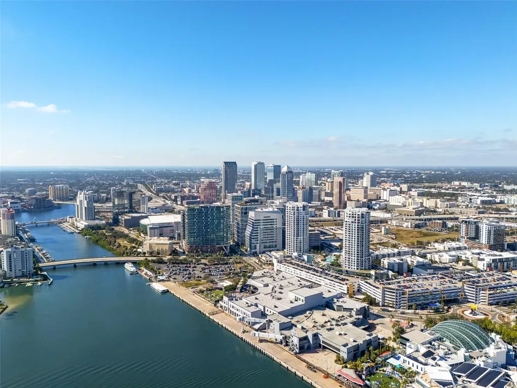 1209 E Cumberland Avenue Tampa FL 33602