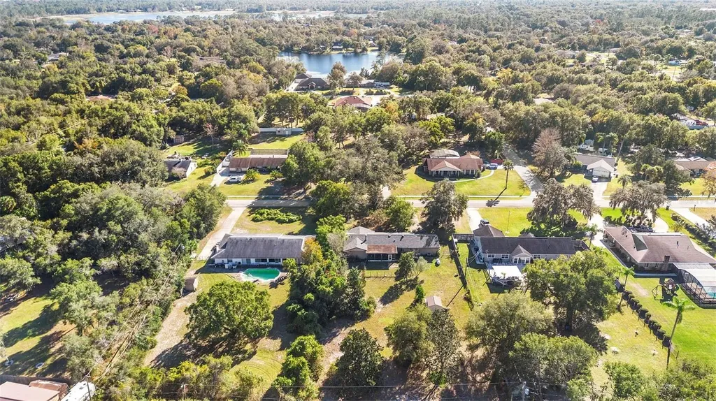 1906 Kingway Drive Deltona FL 32738