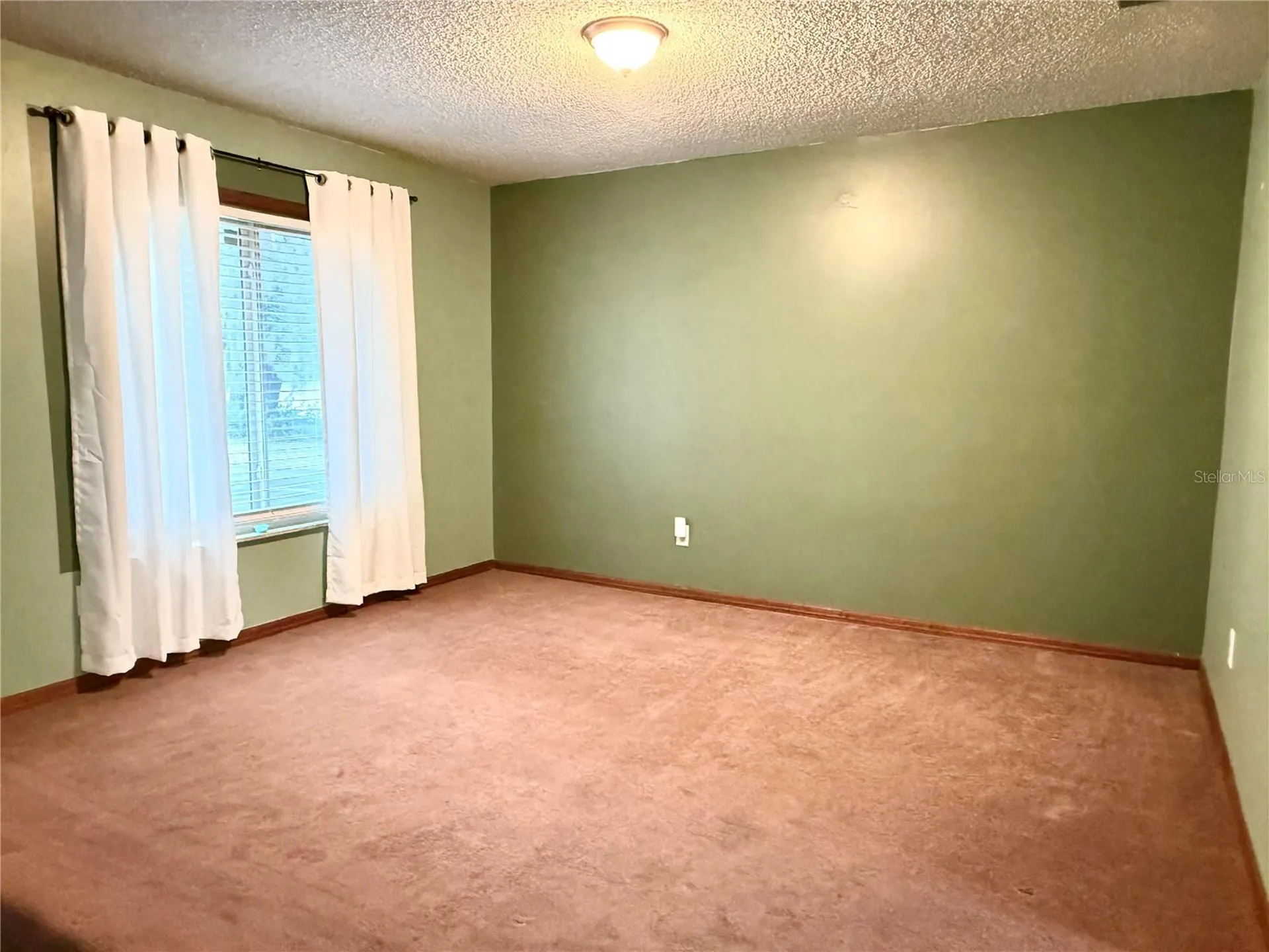 1906 Kingway Drive Deltona FL 32738