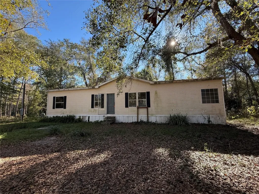 132 Pond Side Trail Hawthorne FL 32640