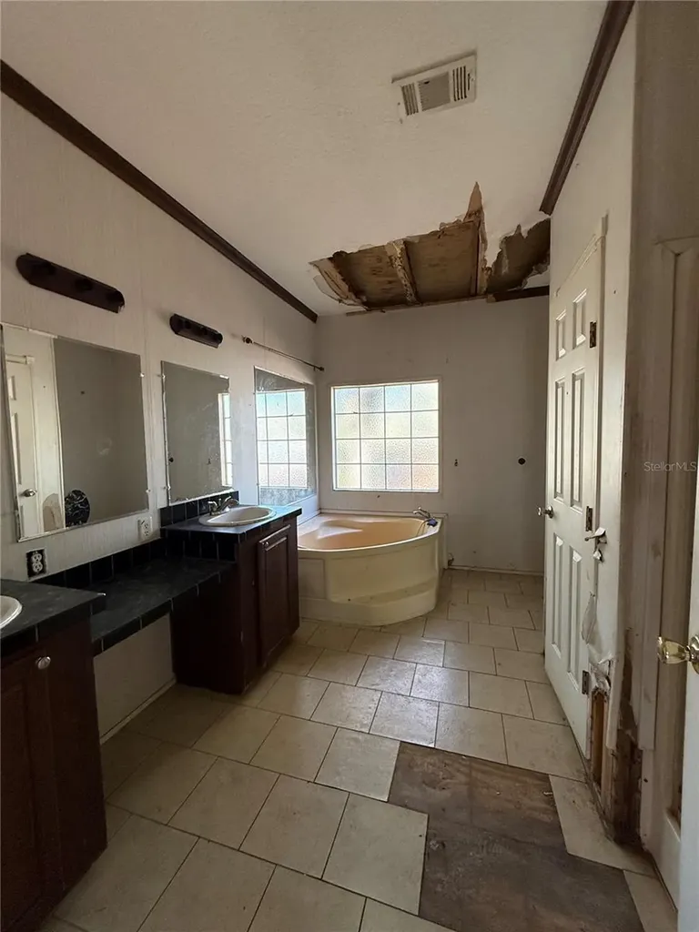 132 Pond Side Trail Hawthorne FL 32640