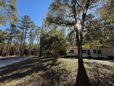 132 Pond Side Trail Hawthorne FL 32640