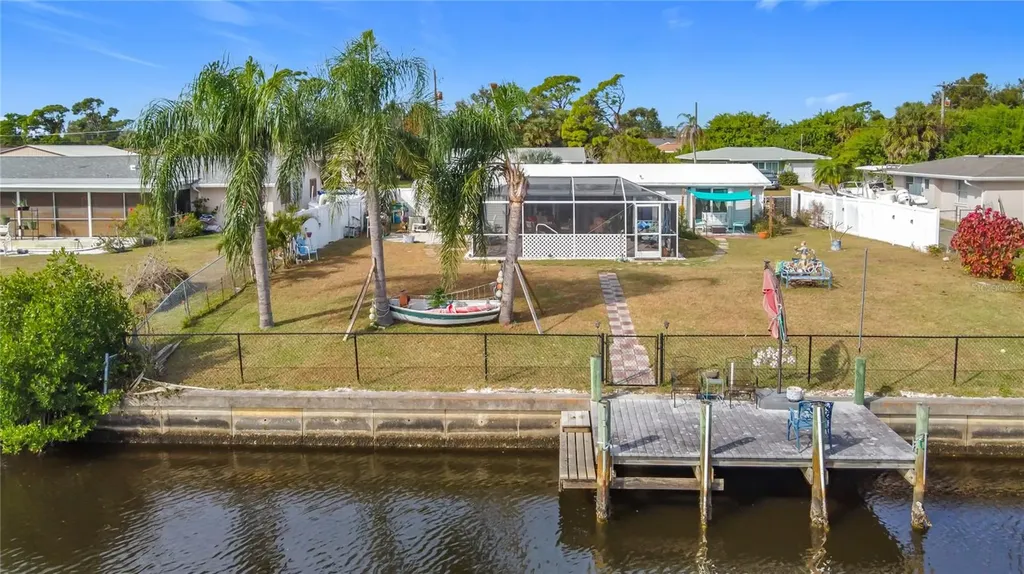 551 W Tarpon Boulevard NW Port Charlotte FL 33952