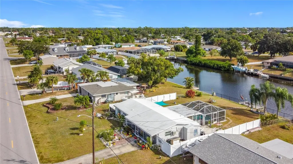 551 W Tarpon Boulevard NW Port Charlotte FL 33952
