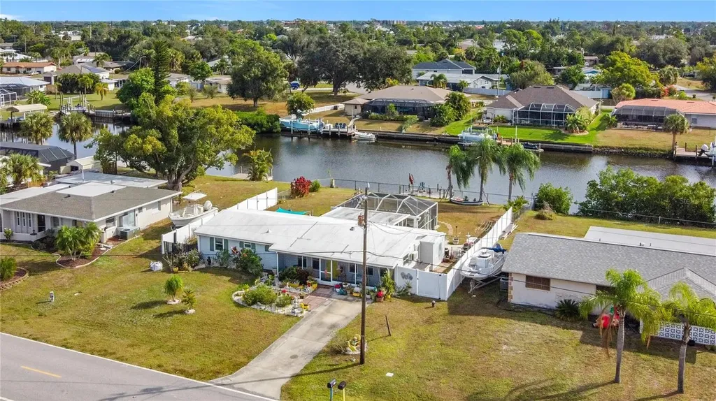 551 W Tarpon Boulevard NW Port Charlotte FL 33952