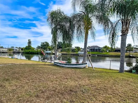 551 W Tarpon Boulevard NW Port Charlotte FL 33952