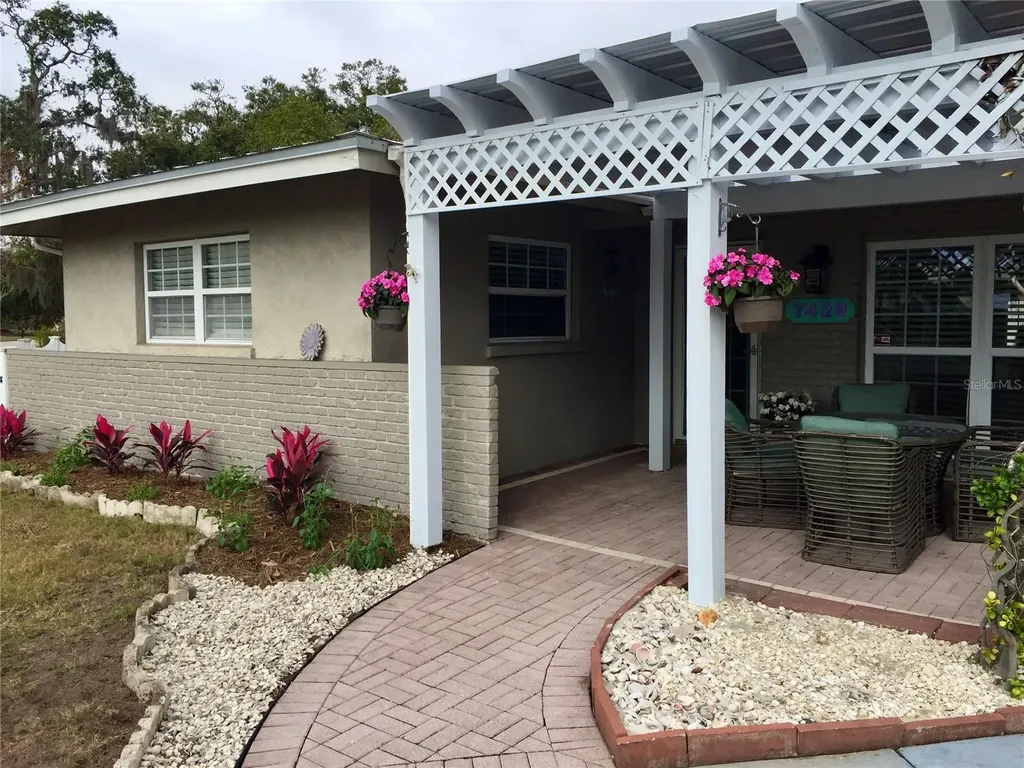 7429 Broughton Street Sarasota FL 34243