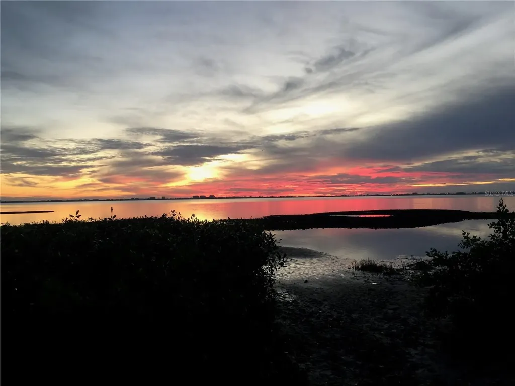 7429 Broughton Street Sarasota FL 34243