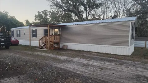 1333 Wilkinson Drive Plant City FL 33566