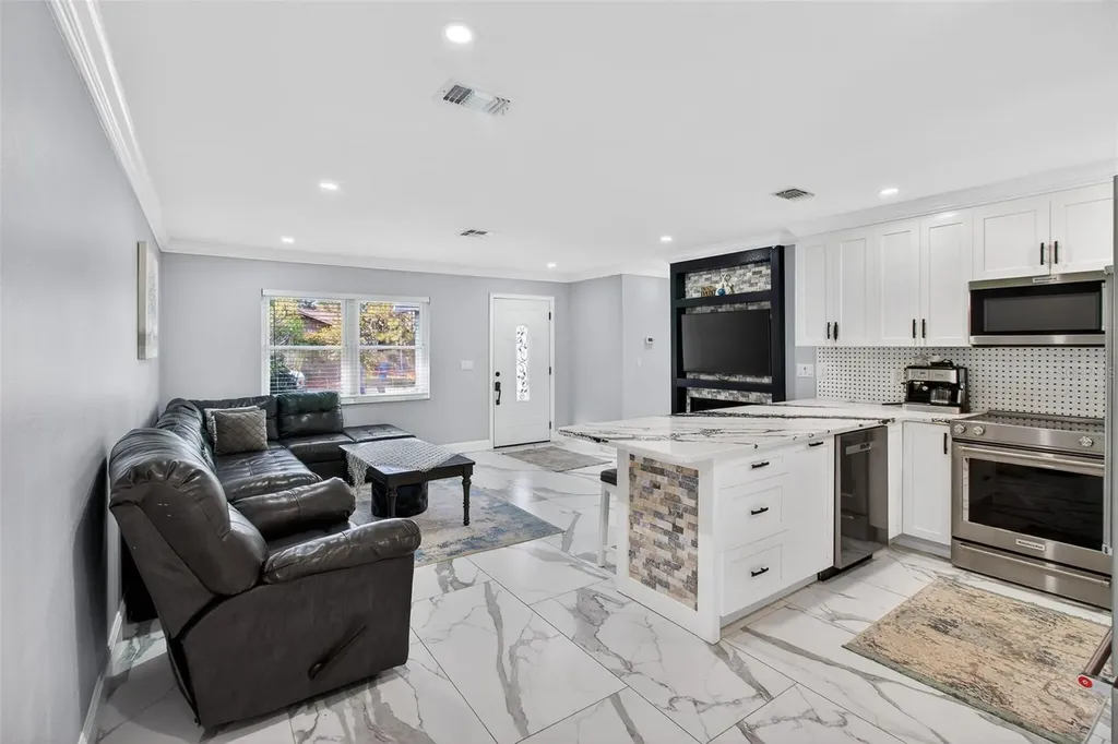 7227 118th Circle Largo FL 33773