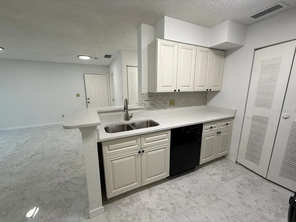 1089 S Hiawassee Road Orlando FL 32835