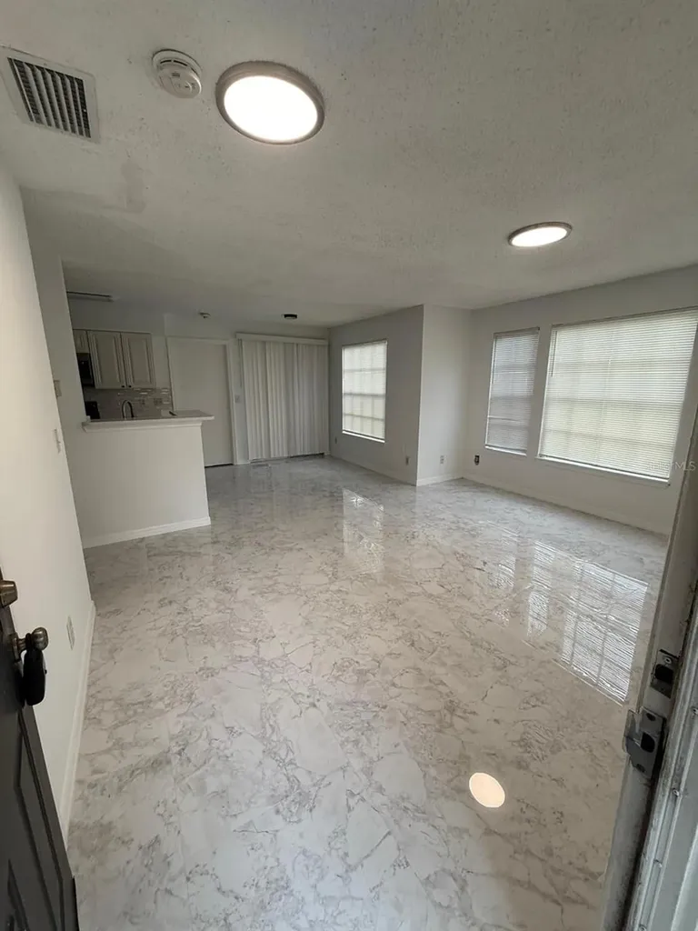 1089 S Hiawassee Road Orlando FL 32835