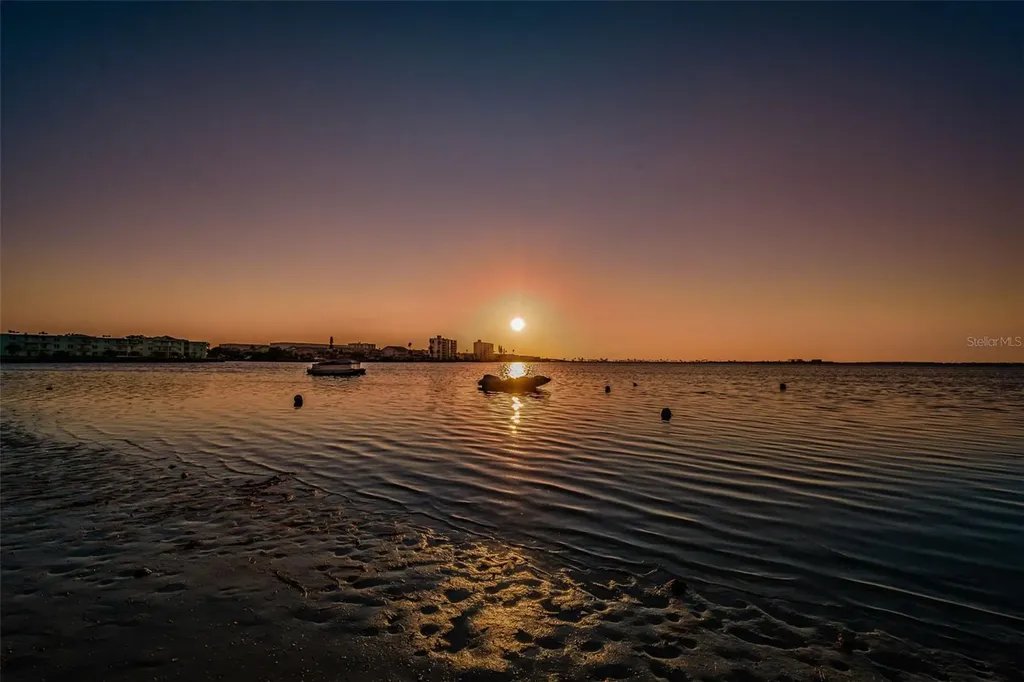 2700 Bayshore Boulevard Dunedin FL 34698