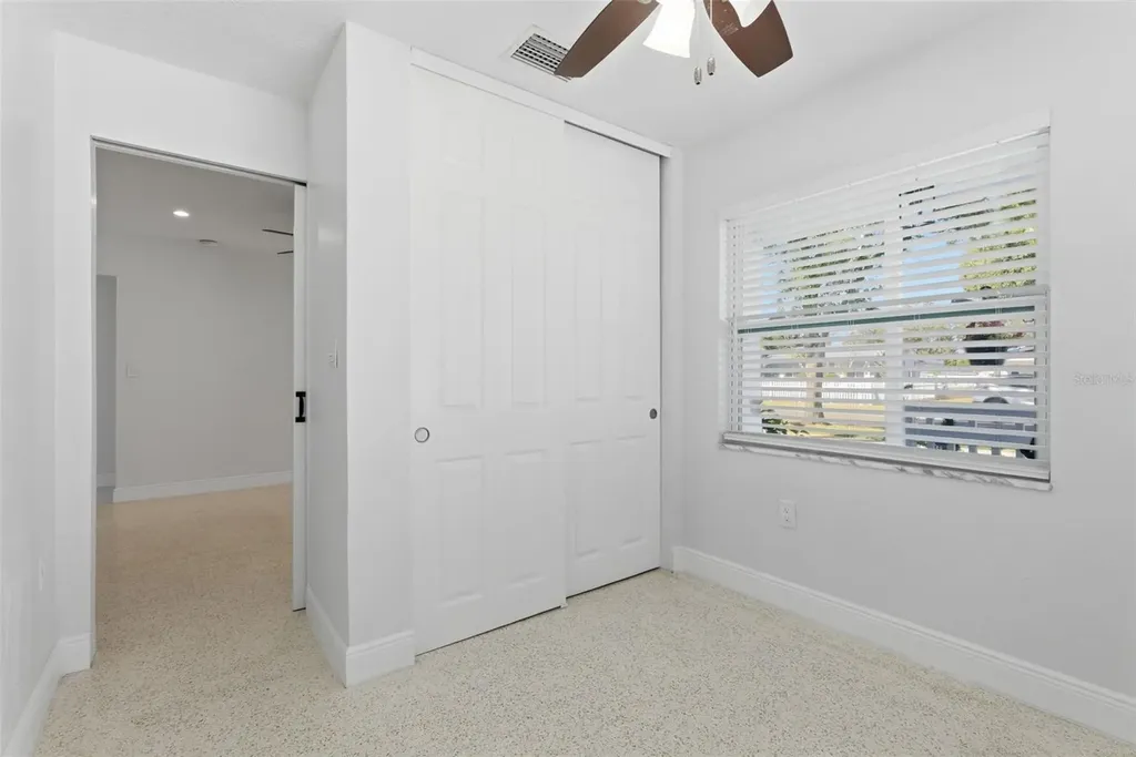 828 89th Avenue N St Petersburg FL 33702