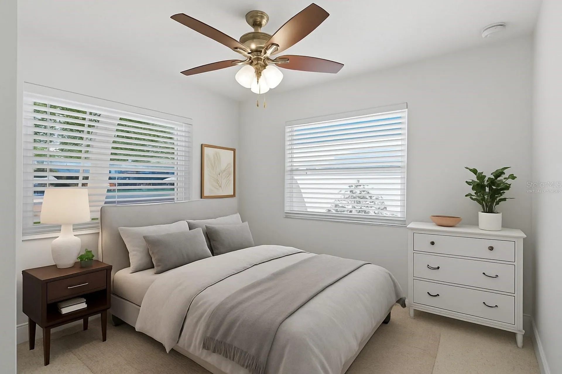 828 89th Avenue N St Petersburg FL 33702