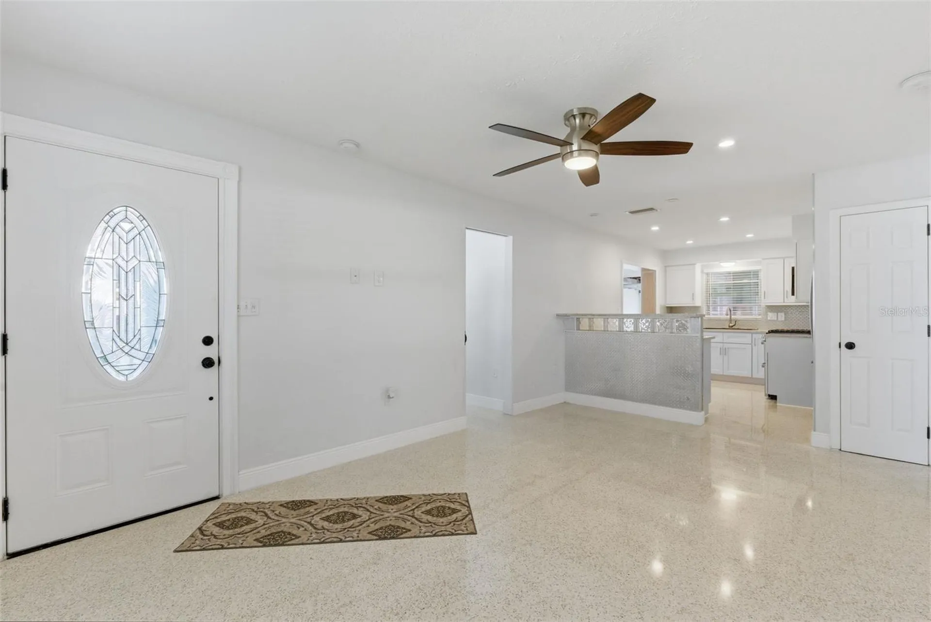 828 89th Avenue N St Petersburg FL 33702