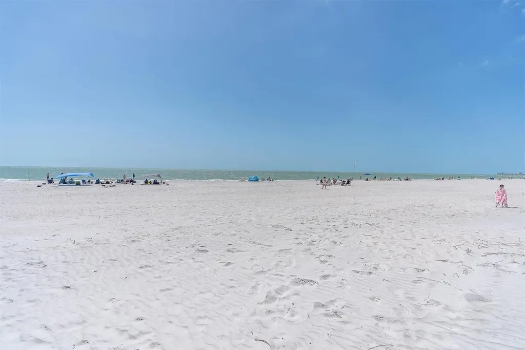 12274 1st Street W Treasure Island FL 33706