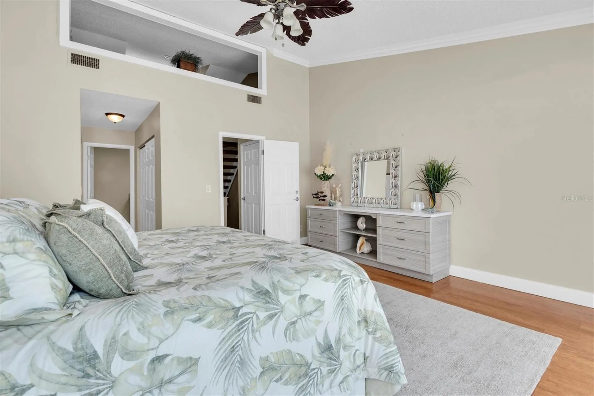 12274 1st Street W Treasure Island FL 33706