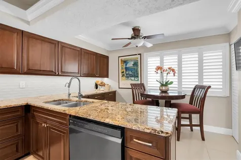 12274 1st Street W Treasure Island FL 33706