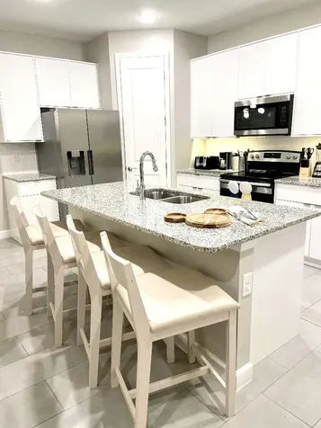8004 Formosa Valley Place Kissimmee FL 34747
