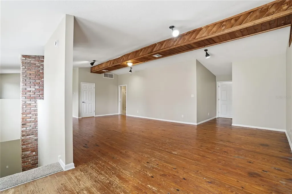 405 Park Ridge Avenue 405 Park Ridge Ave FL 33617