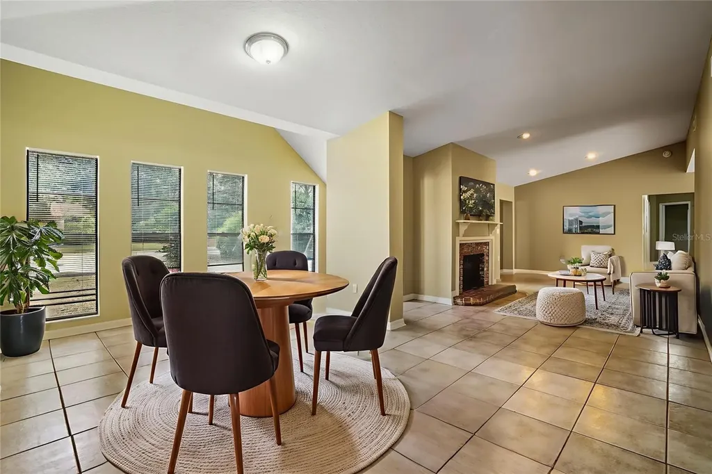 405 Park Ridge Avenue 405 Park Ridge Ave FL 33617