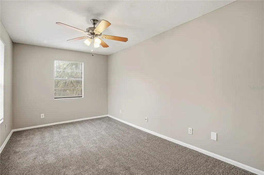 405 Park Ridge Avenue 405 Park Ridge Ave FL 33617