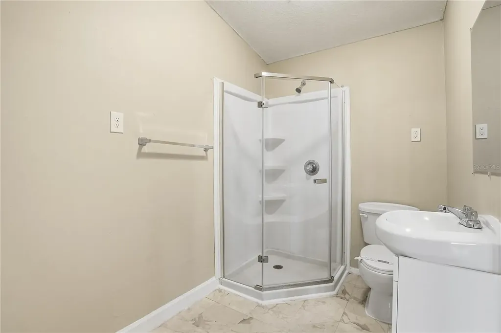 405 Park Ridge Avenue 405 Park Ridge Ave FL 33617