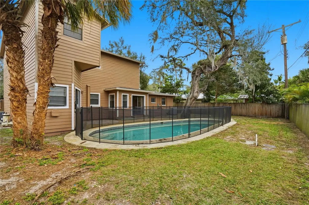 405 Park Ridge Avenue 405 Park Ridge Ave FL 33617