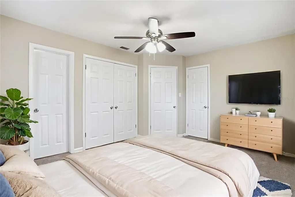 405 Park Ridge Avenue 405 Park Ridge Ave FL 33617