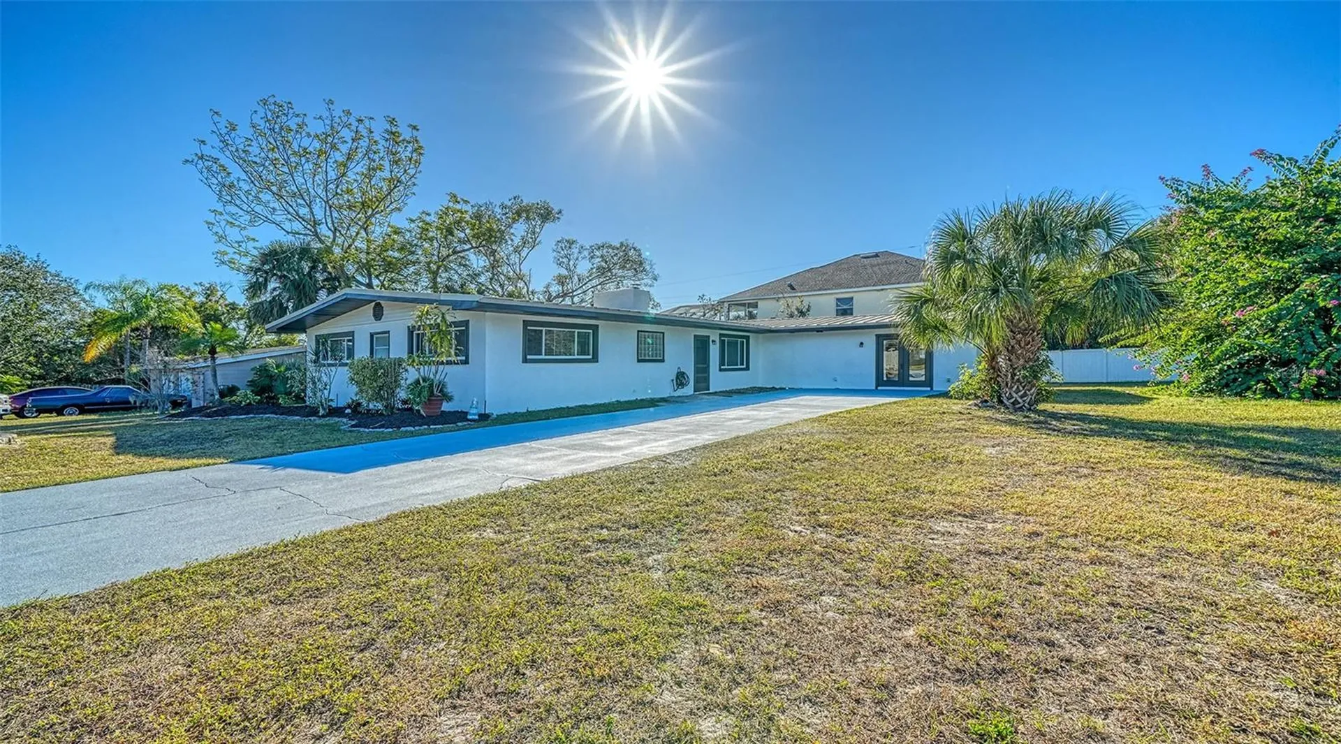 2452 Whippoorwill Circle Sarasota FL 34231
