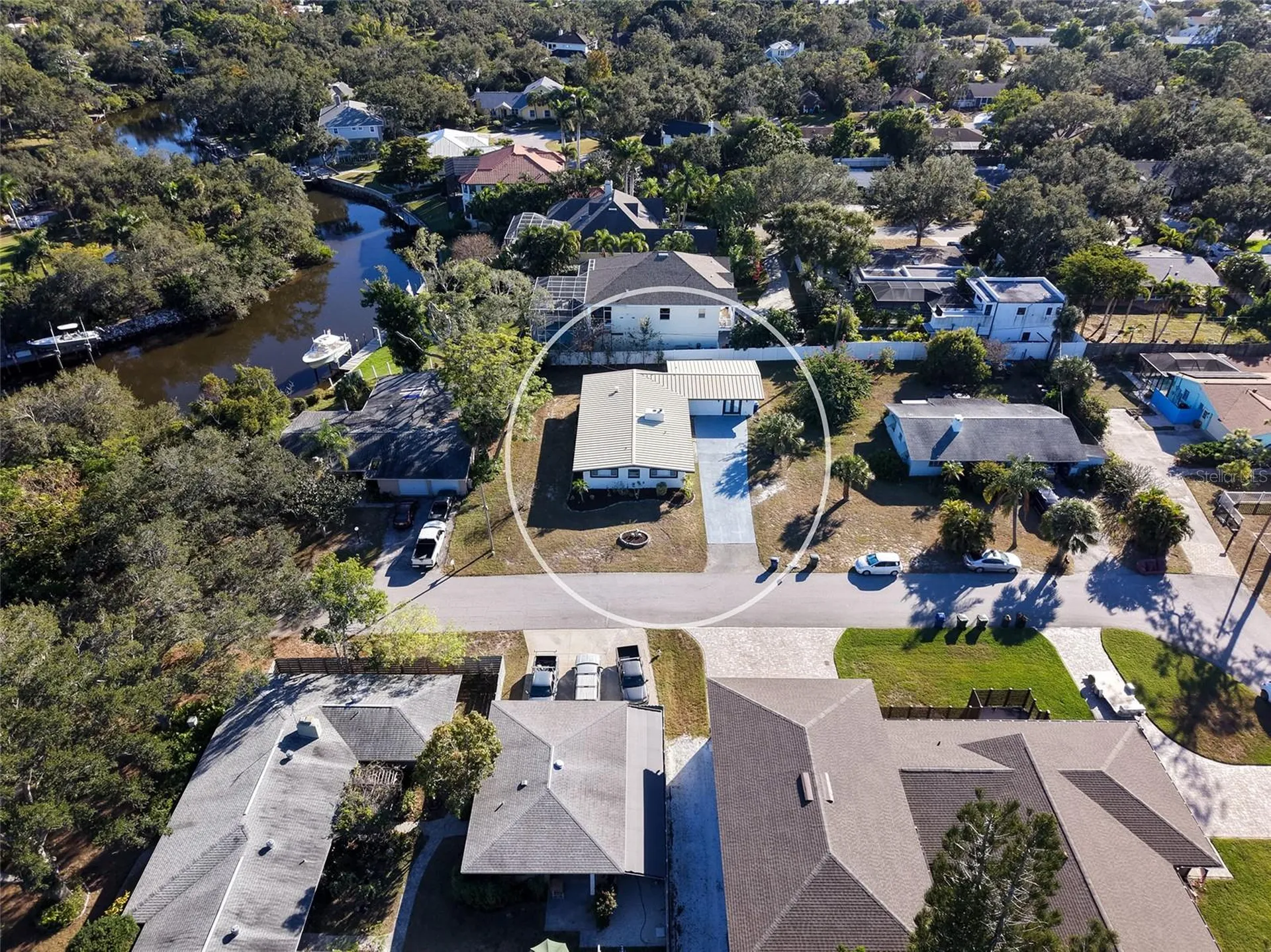 2452 Whippoorwill Circle Sarasota FL 34231