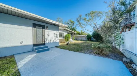 2452 Whippoorwill Circle Sarasota FL 34231