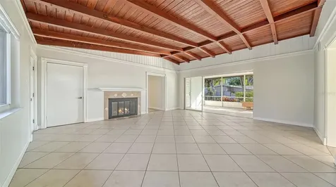 2452 Whippoorwill Circle Sarasota FL 34231