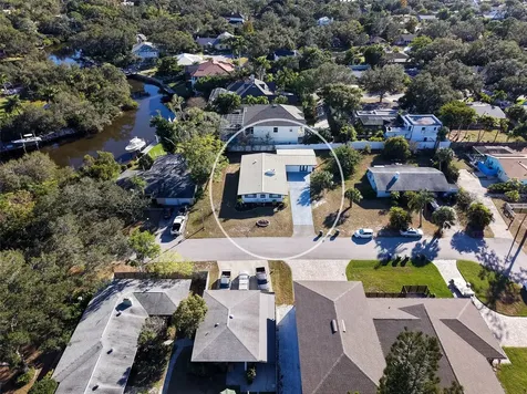2452 Whippoorwill Circle Sarasota FL 34231
