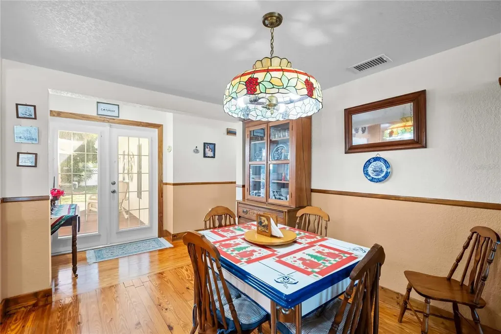 1109 Commodore Street Clearwater FL 33755