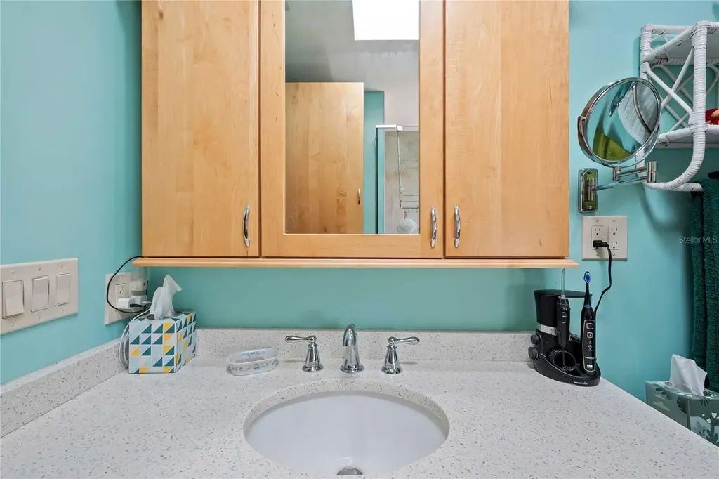 1109 Commodore Street Clearwater FL 33755
