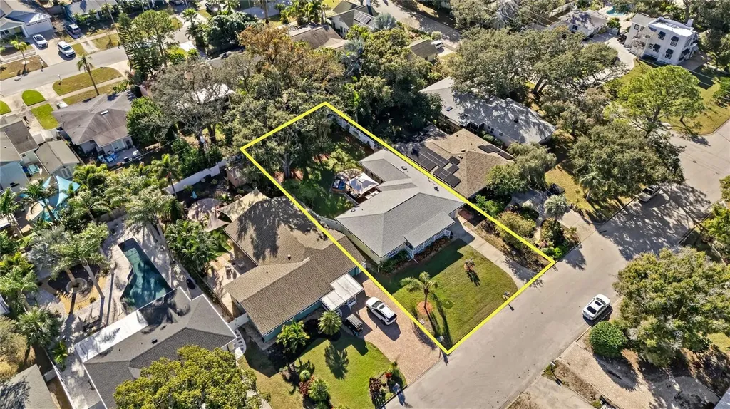 1109 Commodore Street Clearwater FL 33755